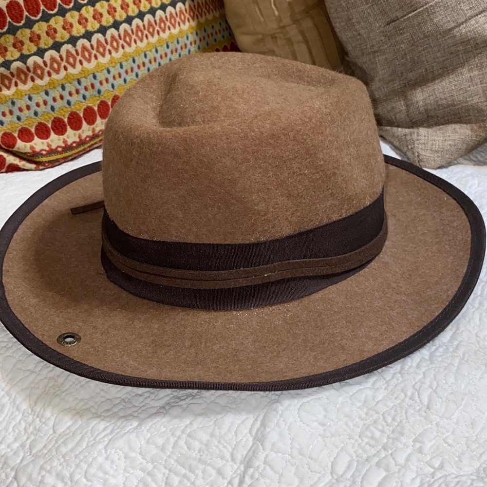 Hat - Picture 3 of 7